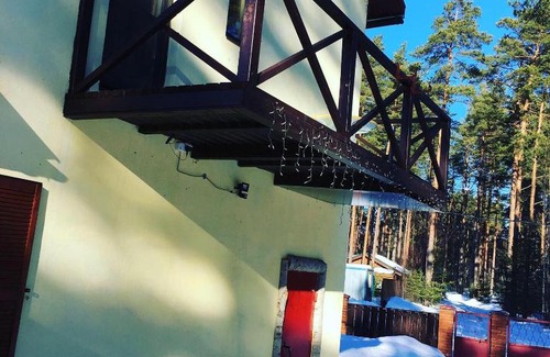 Primorskoe Apartment | Уютный домик в сосновом лесу