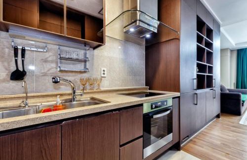 Almaty District Apartment | хайвил 2 комнатная 2006