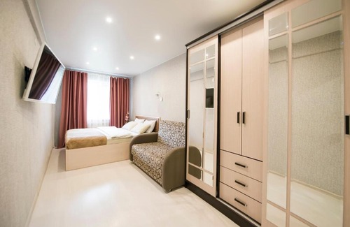 Vologda Apartment | Четырехкомнатная квартира на Яшина 40 , 14 Спальных мест, - NaSutki35