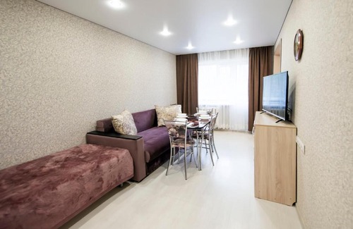 Vologda Apartment | Четырехкомнатная квартира на Яшина 40 , 14 Спальных мест, - NaSutki35