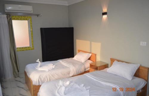 Al Haram Apartment | ابوالهول السياحي