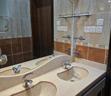 AlUla Apartment | اجنحة العلا الفندقية للضيافة الخاصة AlUla Hotel Suites for Special Hospitality