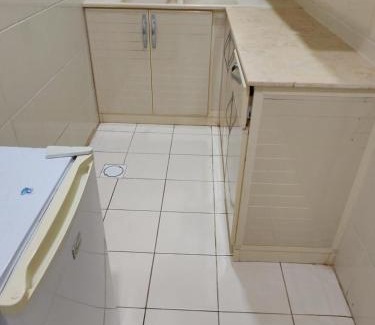 Ar Rayis Apartment | جناح فاخر غرفتين نوم وصالة تلفزيون