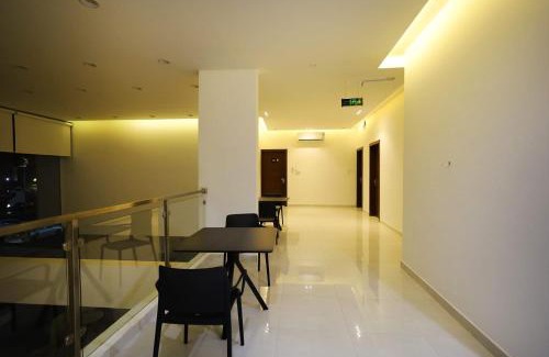Riyadh Hotel | سكون الحزم للشقق المخدومه