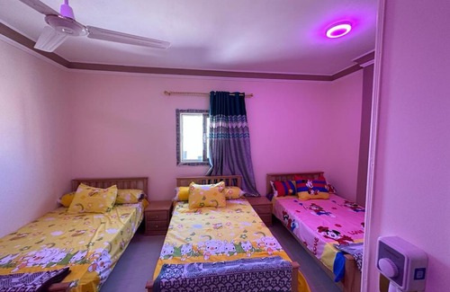 Marsa Matruh Apartment | شاليه ثلاث غرف تري البحر مجهز بالكامل