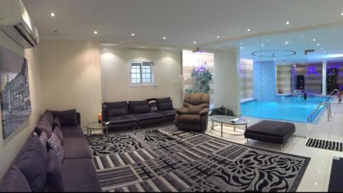 Mecca House | شاليه ريلاكس سبوت حي الحمراء مكة المكرمة Relax spot Al-Hamra