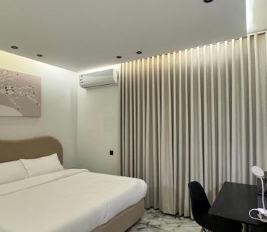 Al Izdihar Apartment | شقة الراحه غرفة وصالة في وسط الرياض بموقع هادئ ومميز