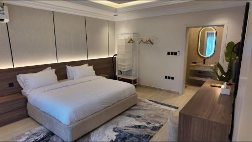 Al-Qurayyat Apartment | شقة الزهراء بحى الزهراء