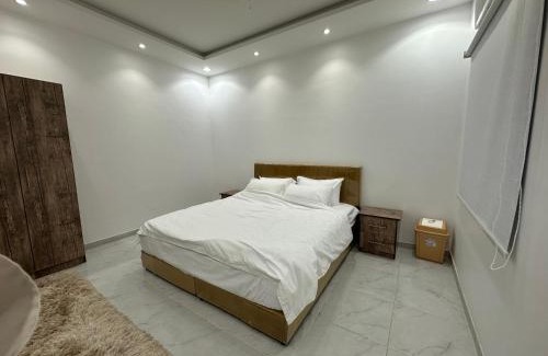 Medina Apartment | شقة جديدة ثلاث غرف نوم داخل حدود الحرم