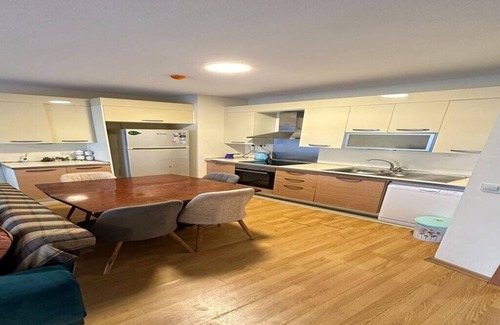Esenyurt Apartment | شقة صمن مجمع راقي وهادئ وآمن ، توفر لكم هذه الشقة جميع وسائل الراحة