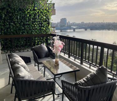 Cairo Apartment | شقة مطلة علي ممشي اهل مصر