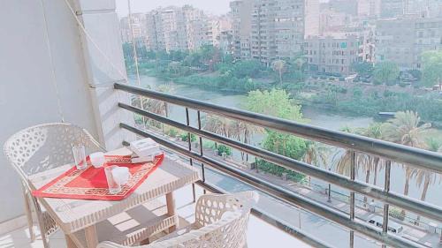 Old Cairo Apartment | شقه بوسط المدينة على النيل مباشره
