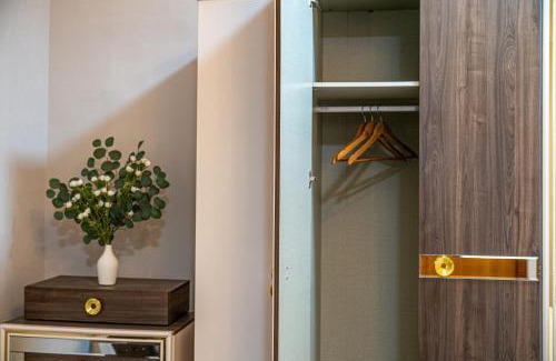 Al Aziziyah Apartment | شقه خاصه تكفي 6 اشخاص