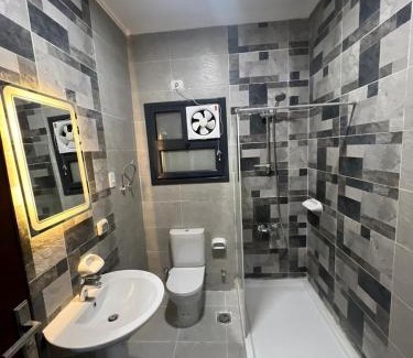 Al Haram Apartment | عمارات الامل برج الحياه 19