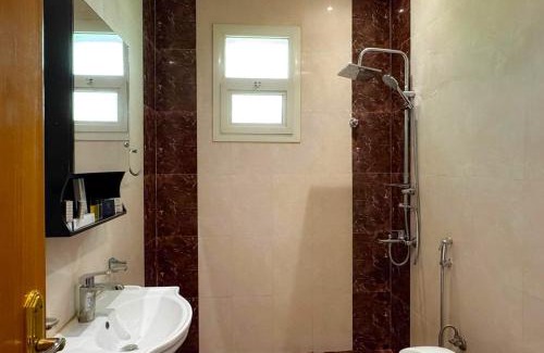 Al Hamra Apartment | فندق تاج الحمراء Taj Al Hamra Hotel