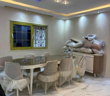 Pyramids Gardens Villa | فيلا دور ارضي بمدخل خاص