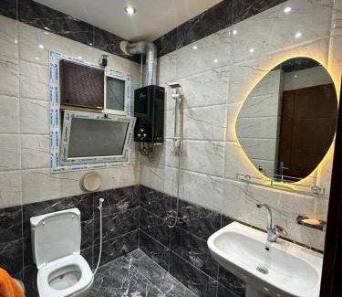 Pyramids Gardens Villa | فيلا دور ارضي بمدخل خاص