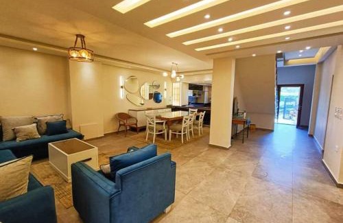 Marina El Alamein Villa | فيلا فاخرة أول صف على البحيرة الرملية