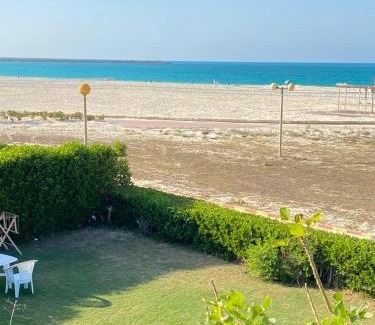 Marina El Alamein Ski Chalet | للإيجار 4 غرف أول صف بحر مارينا الساحل الشمالي العلمين 0ج