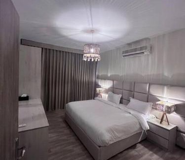 Al Kura Apartment | منتجع وشاليه سيال السياحي