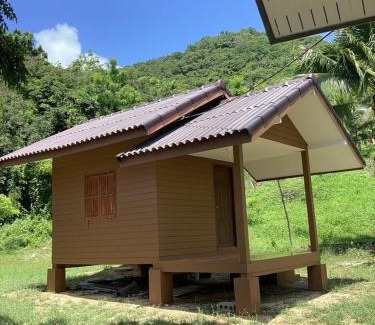 Ko Phaluai House | ปุณยวีร์โฮมสเตย์