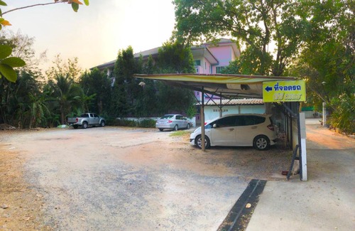 Nai Mueang Hotel | พีพีเพลส