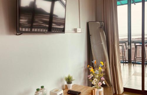 Ko Libong House | ระเบียงเลเกาะลิบง โฮมสเตย์