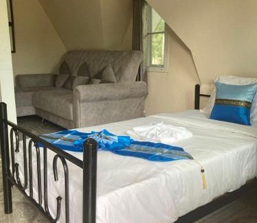 Nikhom Phatthana Resort | วิวธารารีสอร์ท (ViewThara Resort)