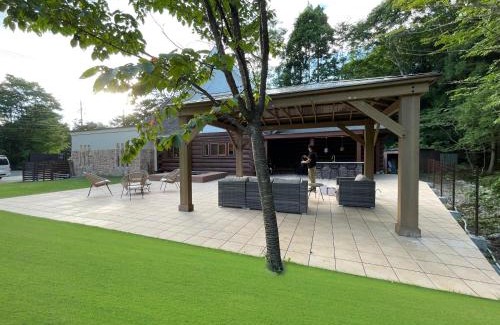 Nasu House | プライベートサウナ付き 森も小川も楽しめる 一棟貸切の貸別荘 Royal Villa 那須高原