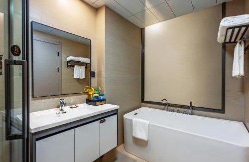 Huli Hotel | 厦门探索酒店 Discovery Hotel Xia Men