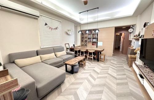 Taitung City Centre Bed & Breakfast | 台東市區 森白屋 六人 八人 十二人 包棟民宿