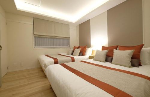 Matsuyama Apartment | 国際通りまで車で5分 那覇空港まで車で8分 最大15名 As bld