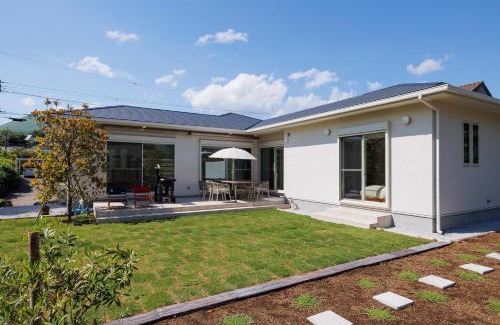 Yawatano Villa | 新築2年目Resort & Villa Natural J 城ケ崎海岸と伊豆高原の間