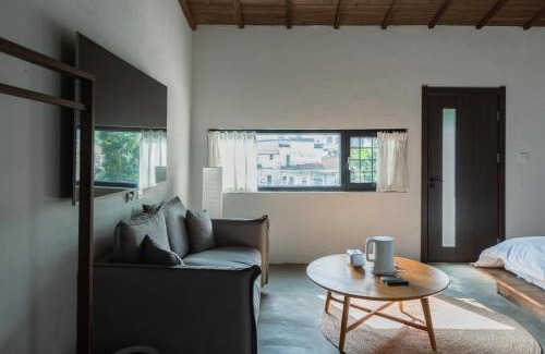 Wuyuan Bed & Breakfast | 无用民宿Useless Inn