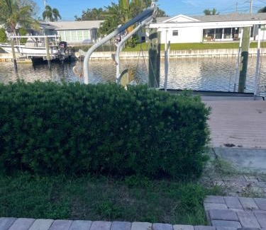 Shore Acres House | 海湾景观休闲独立屋可以垂钓靠近达利博物馆 14分钟可到达