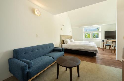 Miyota Hotel | 西軽井沢ホテル atelier bla by LONGINGHOUSE