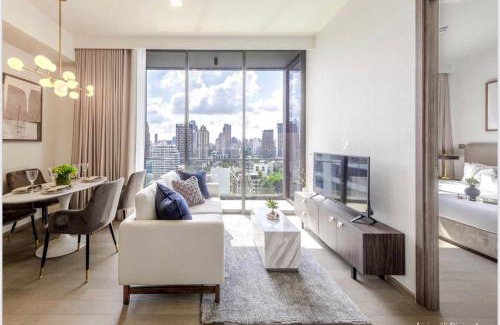 Khlong Toei Nuea Apartment | 超豪華阿索克公寓可入住 4 人，面積 80 平方米，方便前往大皇宮地鐵站 BTS