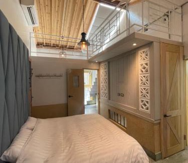 West Central District House | 阡陌-錦町民宿