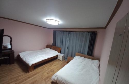 Dolsan-eup House | 꽃이피다