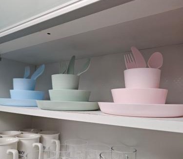 Hongjeil-tong Apartment | 조기예약할인,STAY Yeoyu , 공항버스3분 ,R3, bed4, 최대7인,홍제 폭포