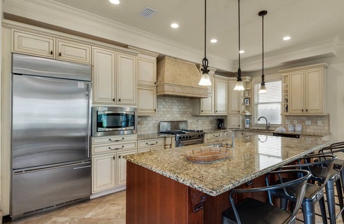 Avalon Beach Estates House | 0.1 Mi to Beach, Pool, Beach Views, Upscale Home, Chair Service, Grill, Tennis