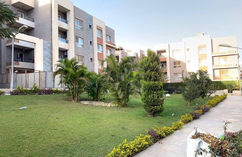 Sheikh Zayed City Apartment | 00201014846728 Ground floor apartment with garden and free use swimming pool