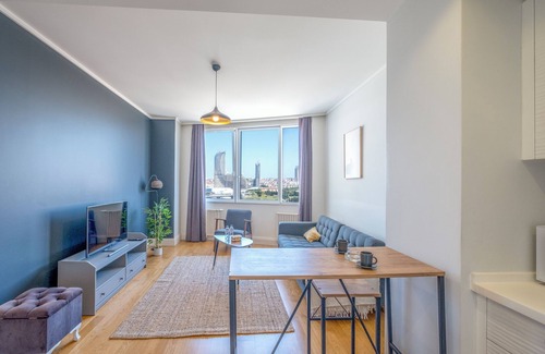 Kadikoy Apartment | 0043 - Luxurious residence and comfy.