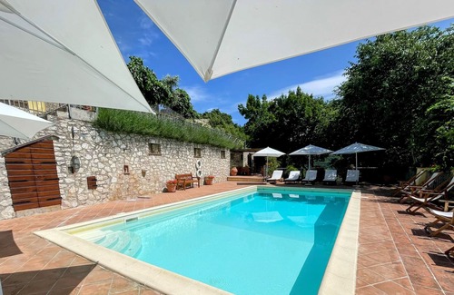 Spoleto Villa | 01 Spoleto Splash - Private pool and grounds