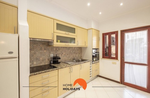 Correeira House | #015 Buganvilia by Home Holidays