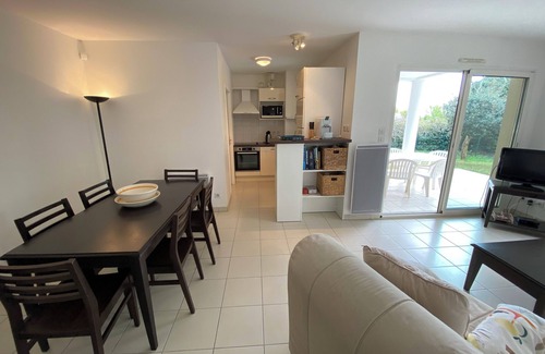 Soulac-sur-Mer Apartment | 021 - Beautiful apartment with its private garden
