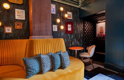 Athens Apartment | #025 - The Bell Athens by Kasa