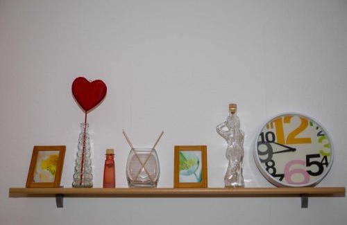 Bant Apartment | 064 Lindenstra e