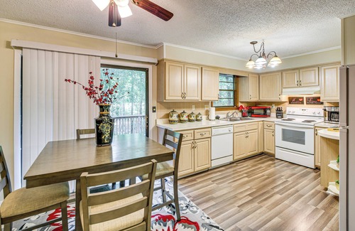 Hot Springs Village Cottage | 1/2 Mi to Desoto Lake: Hot Springs Village Home