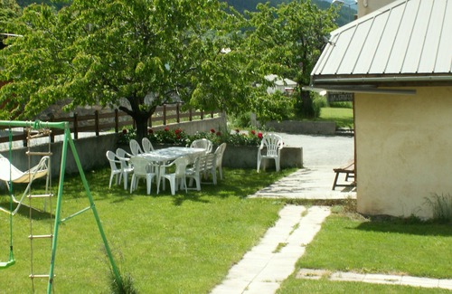 Villar-Saint-Pancrace Ski Chalet | 1.5 km from the Serre Chevalier ski resort.